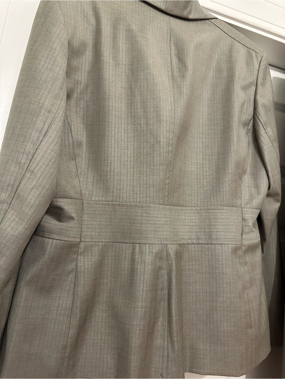 Larry Levine Women's Tailored Suit - Picture 3 of 7